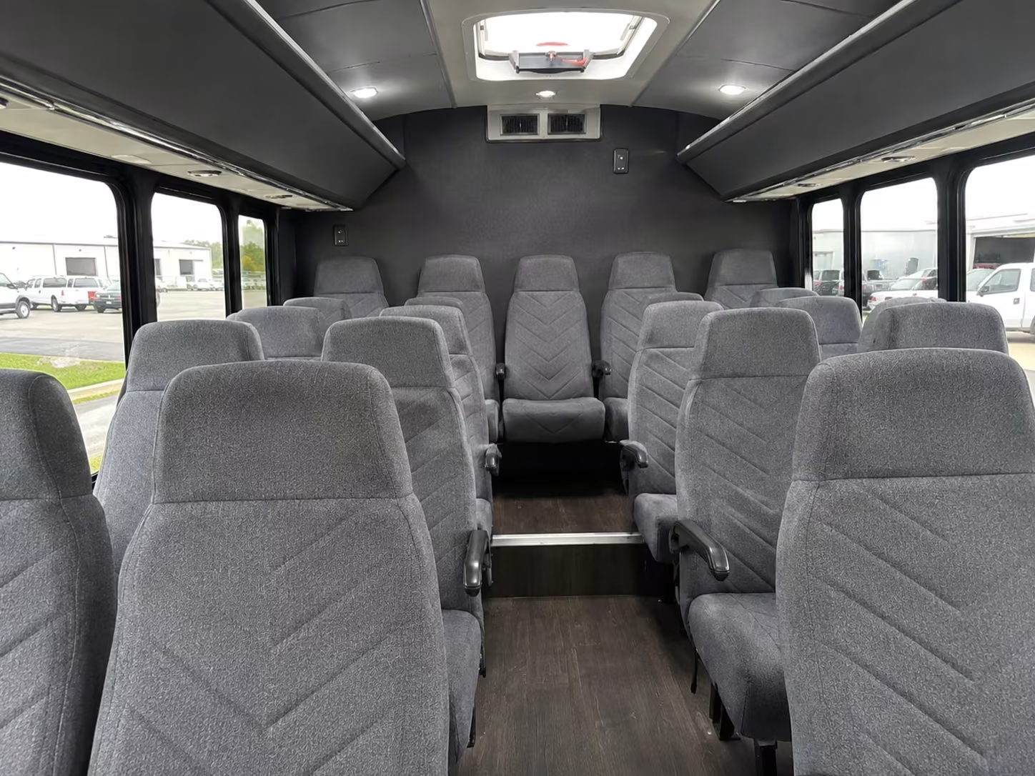 minibus rentals for smaller west jordan concert groups