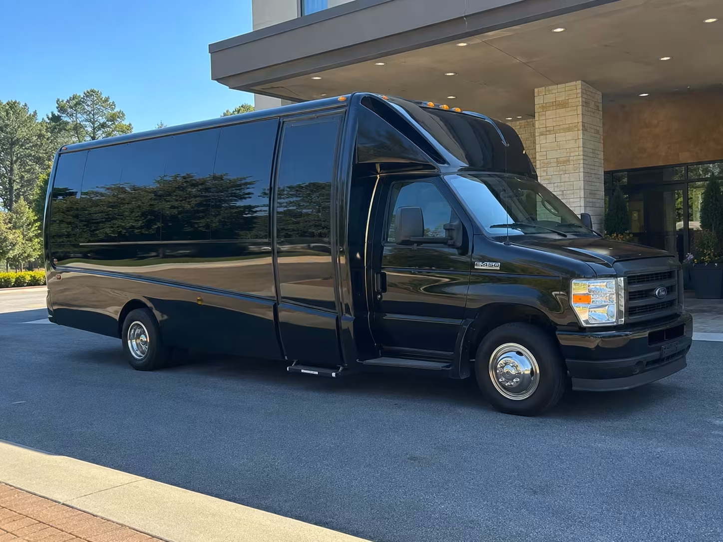 west jordan airport transfer shuttle bus services